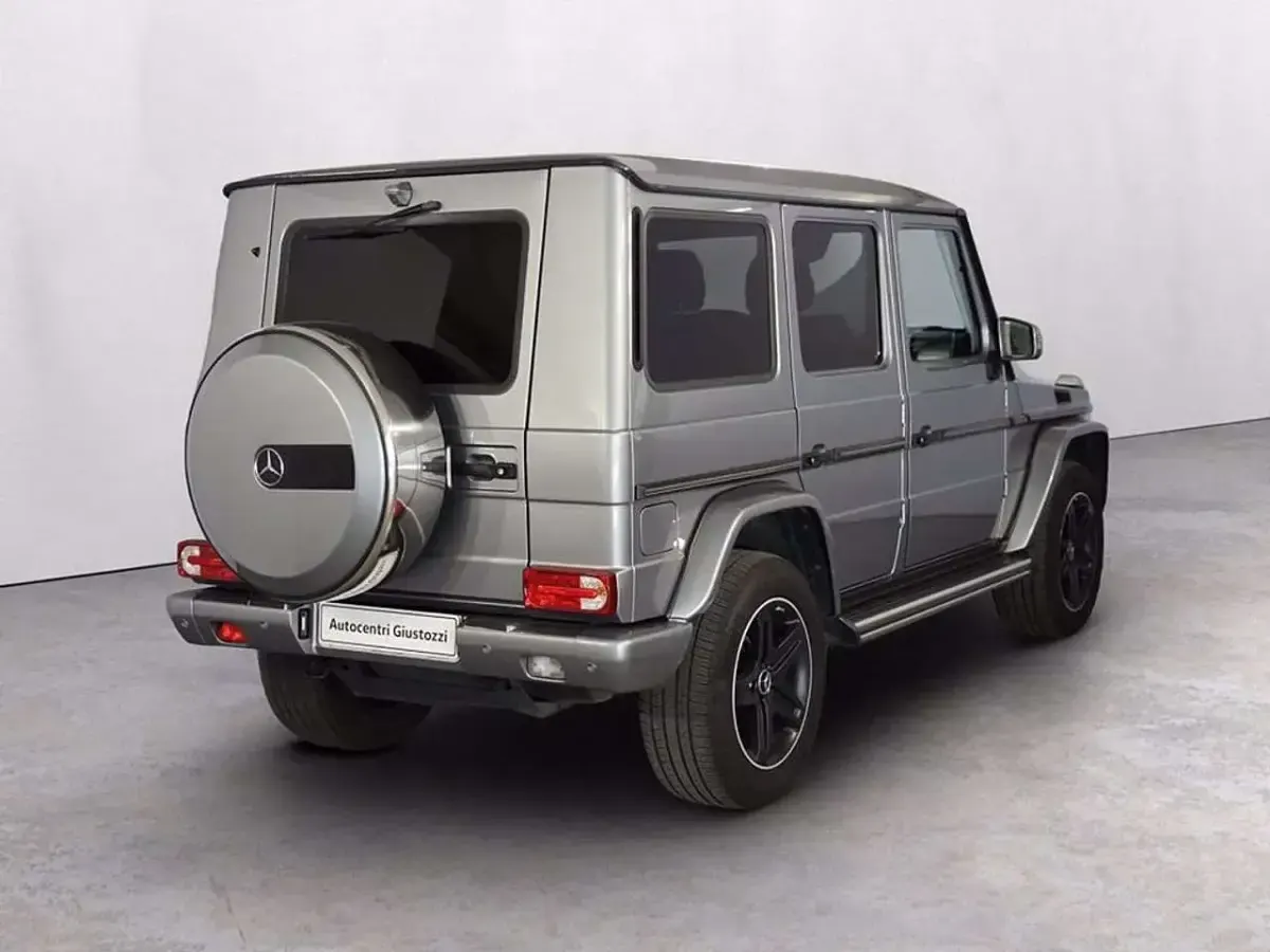 Usata Mercedes G350 245 CV (180 kW) 2017 Grigio SUV