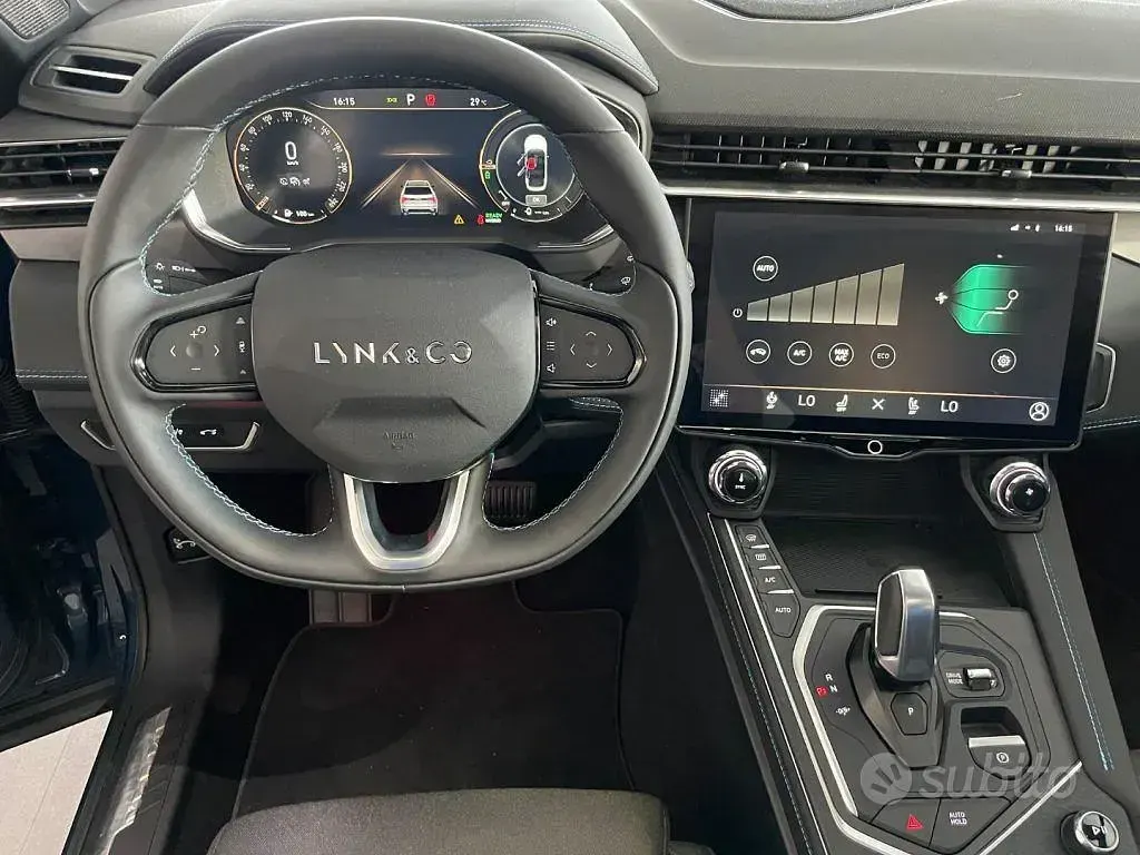 Usata Lynk & Co 01 179 CV (131 kW) 2024 Blu SUV