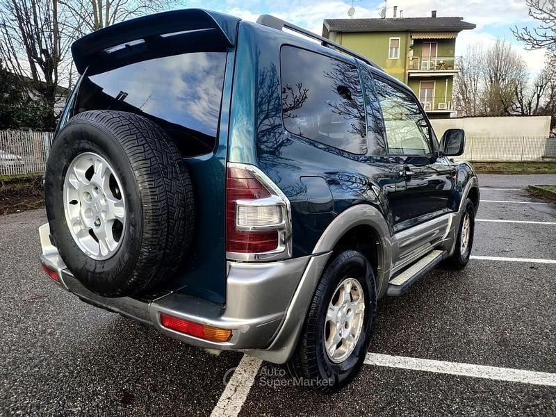 Verde Usata 2001 Mitsubishi Pajero SUV | 6000 € (Super prezzo) - Immagine 1/4