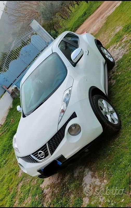 Usata Nissan Juke 110 CV (80 kW) 2011 Bianco SUV