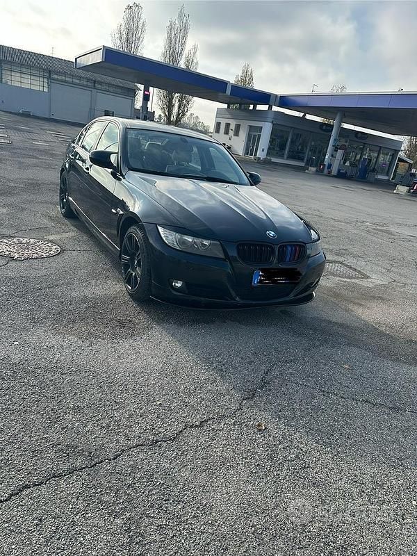Usata BMW 320 2010 Nero Berlina