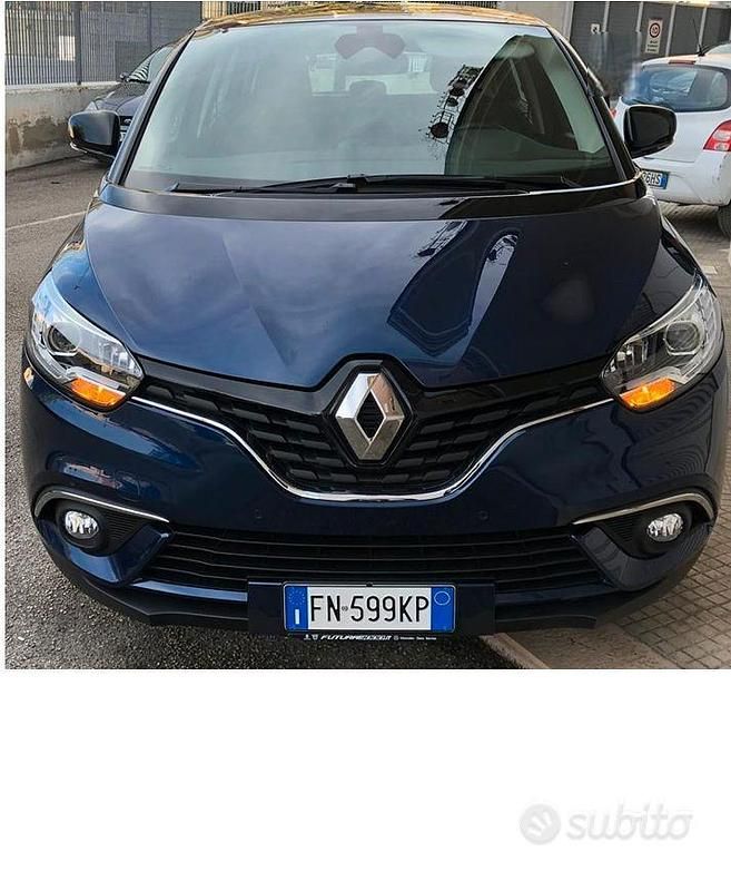 Usata Renault Scénic IV 110 CV (80 kW) 2018 Blu Monovolume