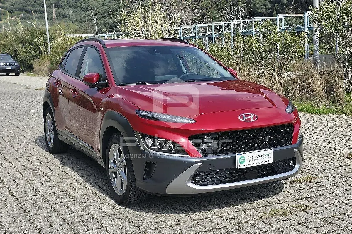 Käytetty Hyundai Kona 120 HP (88 kW) 2022 Punainen Katumaasturi