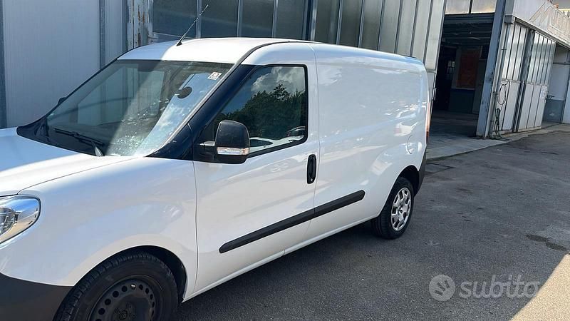 Usata Fiat Doblò 2018 Bianco Monovolume