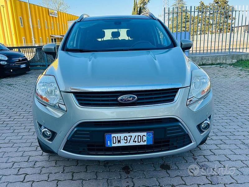 Usata Ford Kuga Titanium 136 CV (100 kW) 2009 Grigio SUV