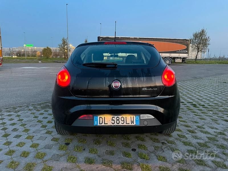 Usata Fiat Bravo Dynamic 90 CV (66 kW) 2008 Nero Utilitaria