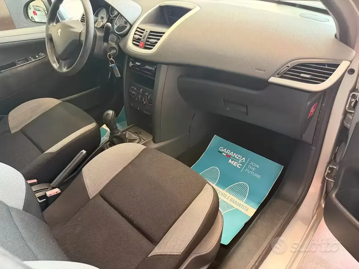 Usata Peugeot 207 Sport 73 CV (53 kW) 2009 Grigio Berlina