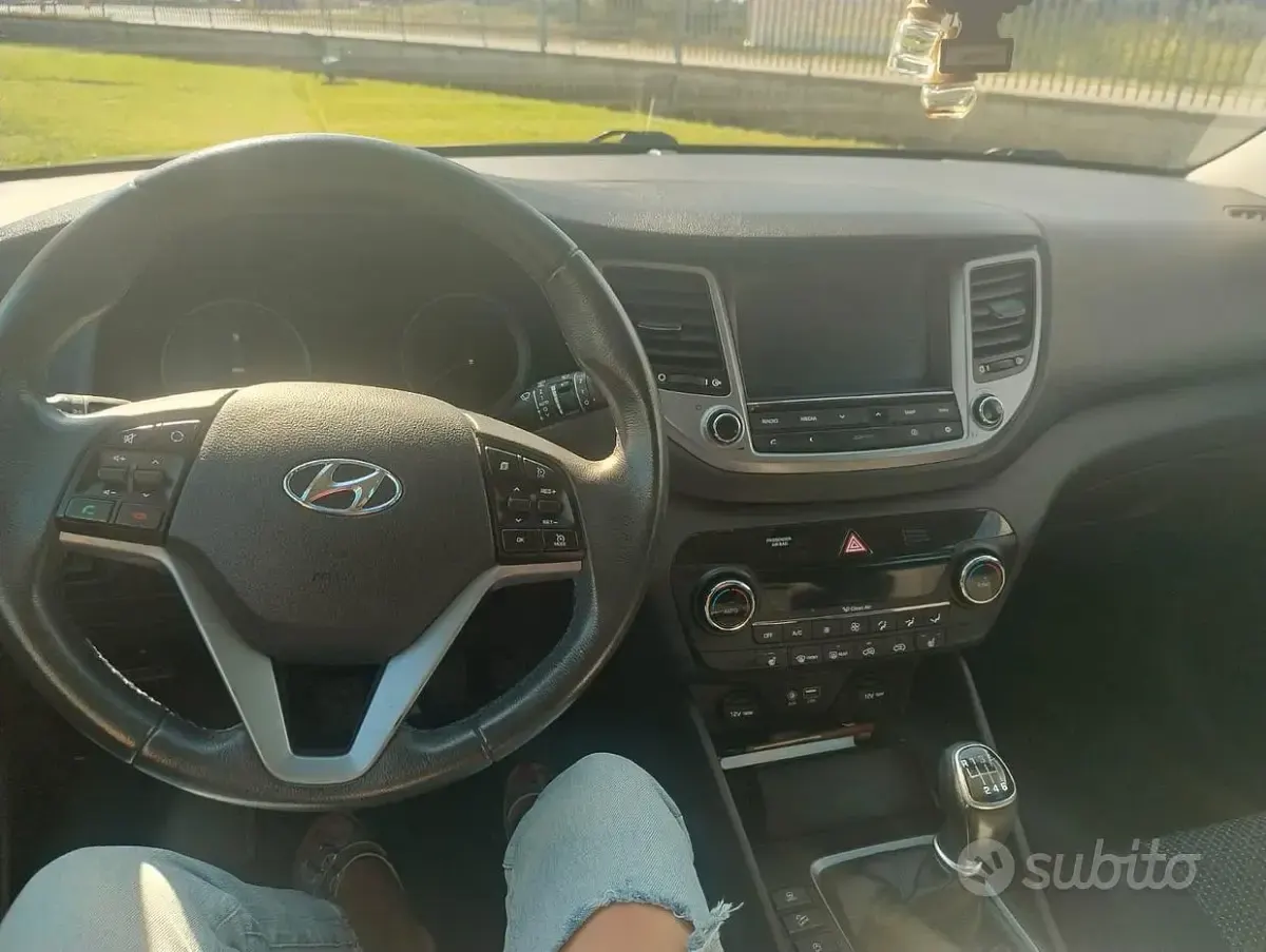 Usata Hyundai Tucson 141 CV (103 kW) 2017 Grigio SUV