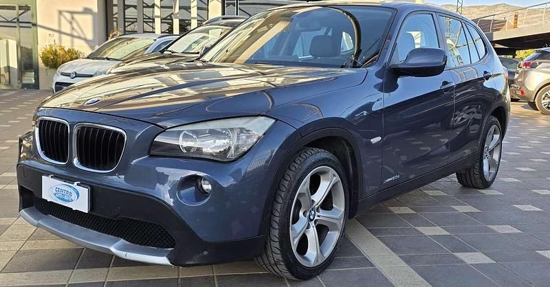 Usata BMW X1 177 CV (130 kW) 2010 Blu/azzurro SUV