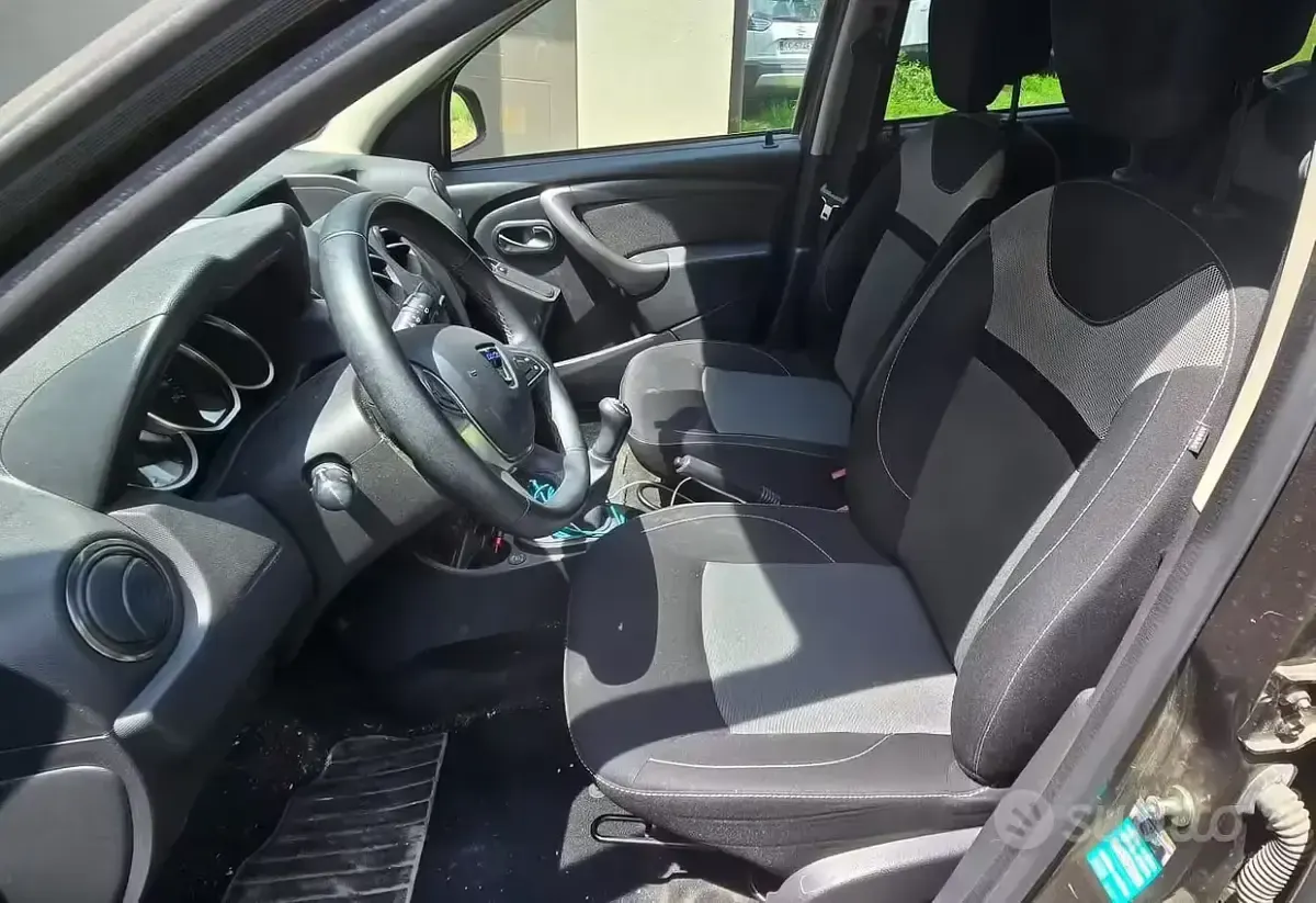 Usata Dacia Duster 125 CV (91 kW) 2018 Marrone SUV