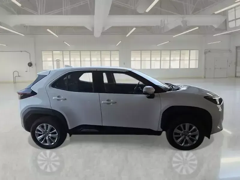 Usata Toyota Yaris Cross Business Edition 92 CV (67 kW) 2022 SUV