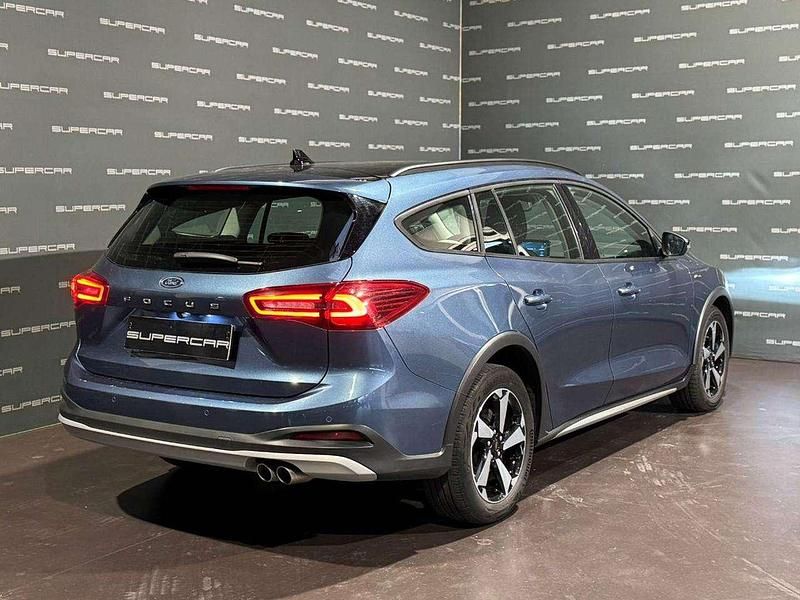 Usata Ford Focus Active 116 CV (85 kW) 2023 Blu Station wagon