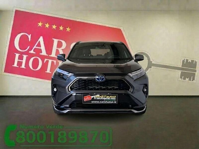Usata Toyota RAV4 Hybrid 306 CV (225 kW) 2022 Grigio metallizzato SUV