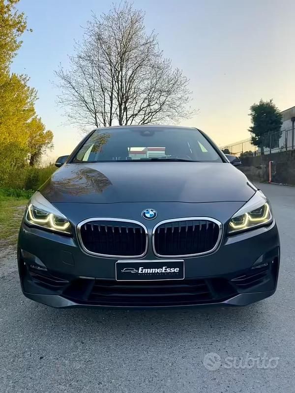 Usata BMW 218 Luxury Line 150 CV (110 kW) 2019 Grigio Coupé