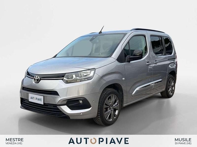 Usata Toyota Proace City City 131 CV (96 kW) 2024 Grigio Monovolume