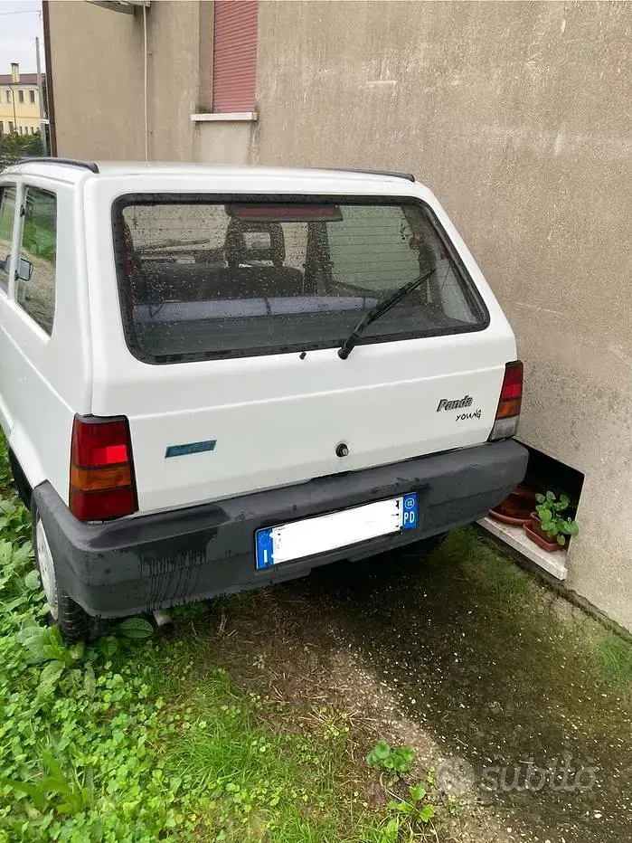 Usata Fiat Panda Young 54 CV (39 kW) 2002 Berlina