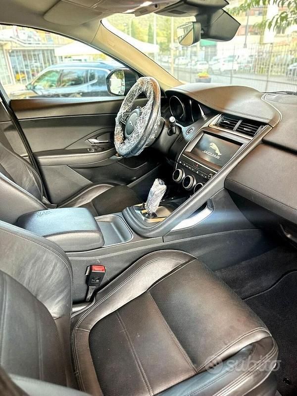 Usata Jaguar E-Pace 150 CV (110 kW) 2018 Nero SUV