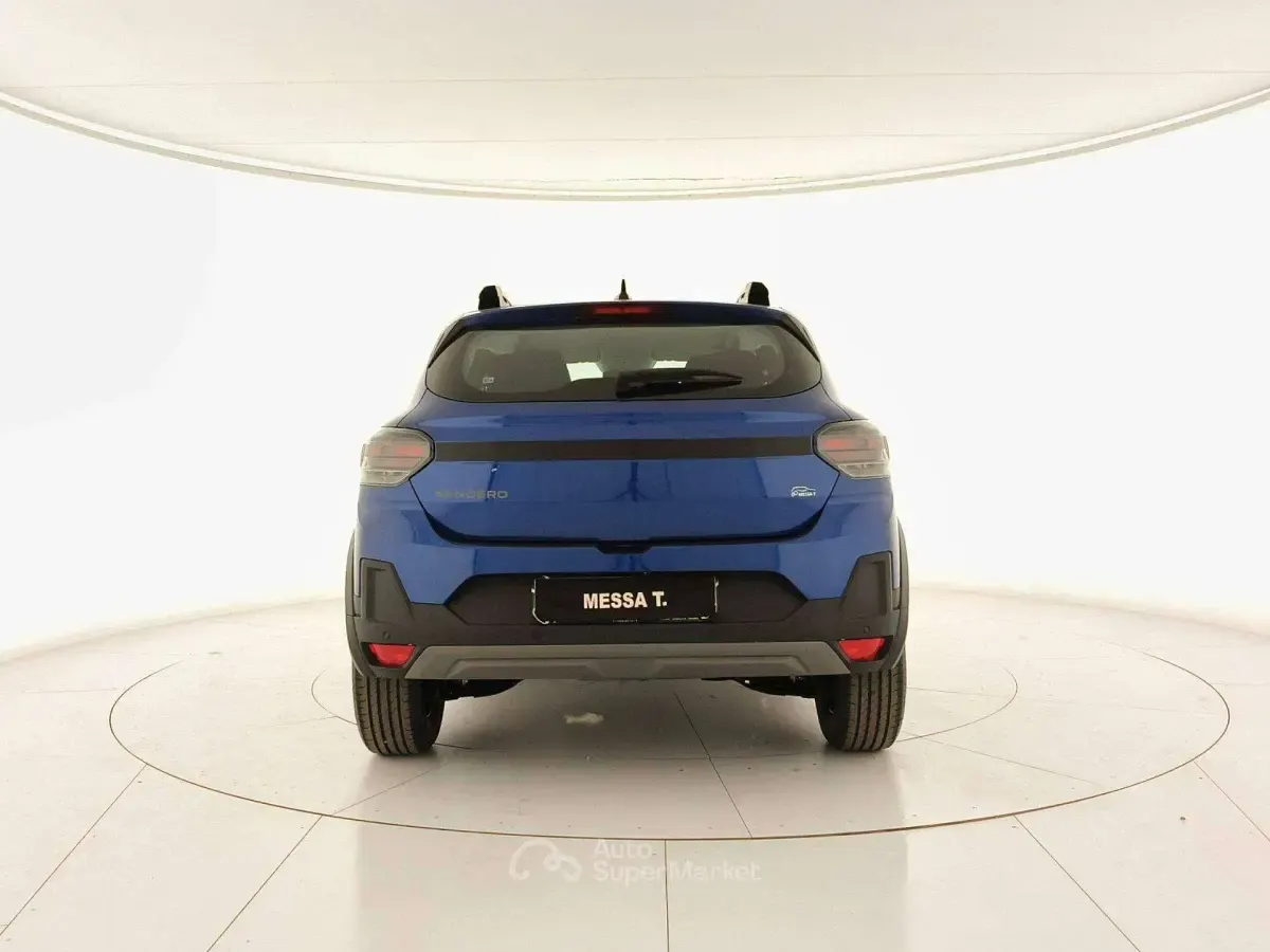 Nuova Dacia Sandero Expression 122 CV (89 kW) 2026 Blu iron Berlina