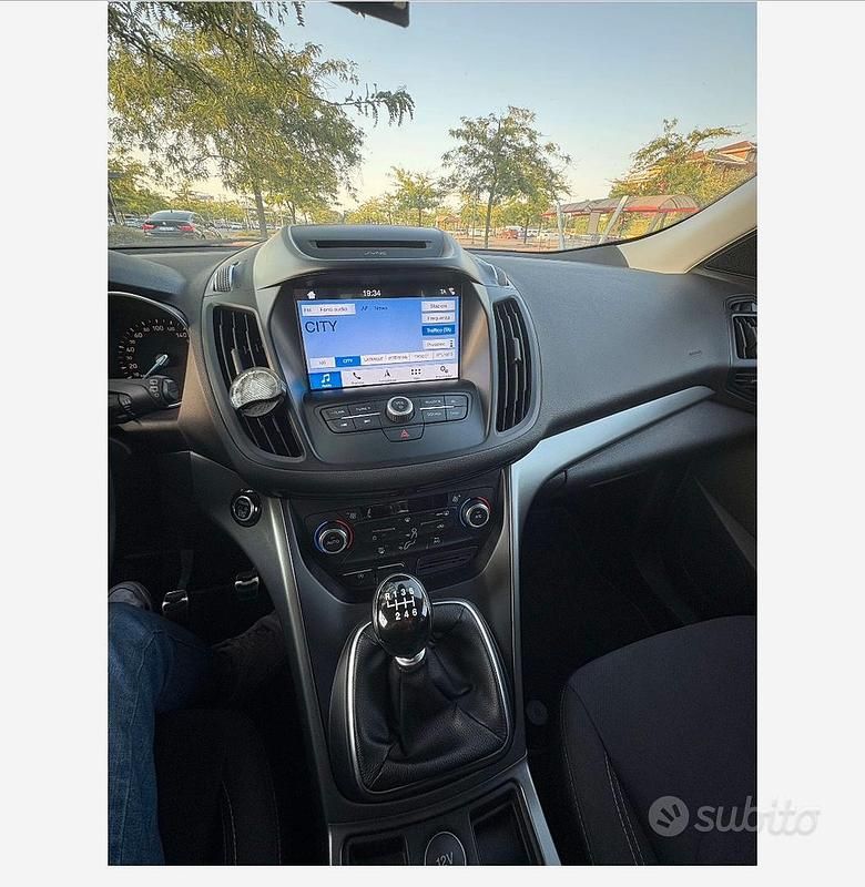 Usata Ford Kuga 120 CV (88 kW) 2019 SUV