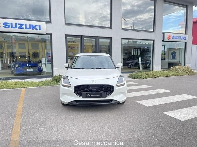 Bianco Usata 2025 Suzuki Swift Due volumi | 19.500 € (Buon prezzo) - Immagine 1/4