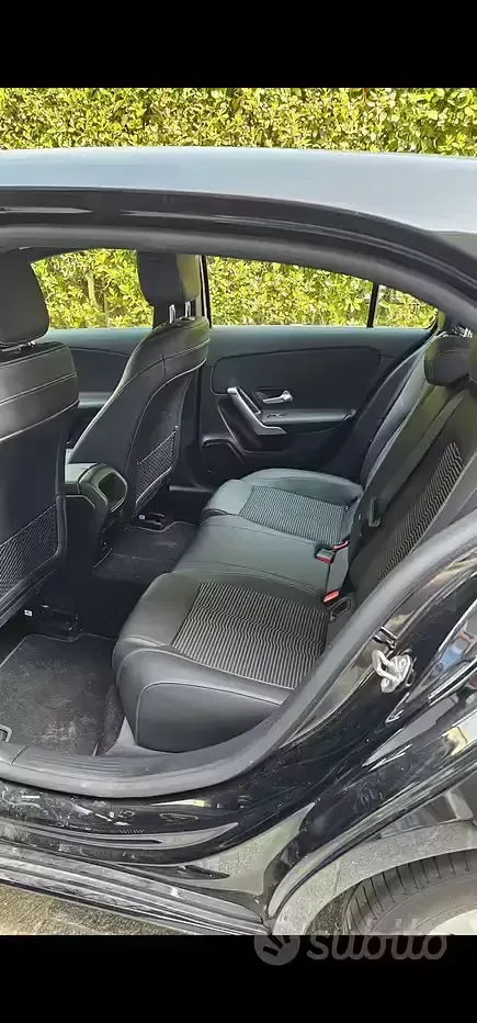 Usata Mercedes A160 109 CV (80 kW) 2021 Nero Berlina