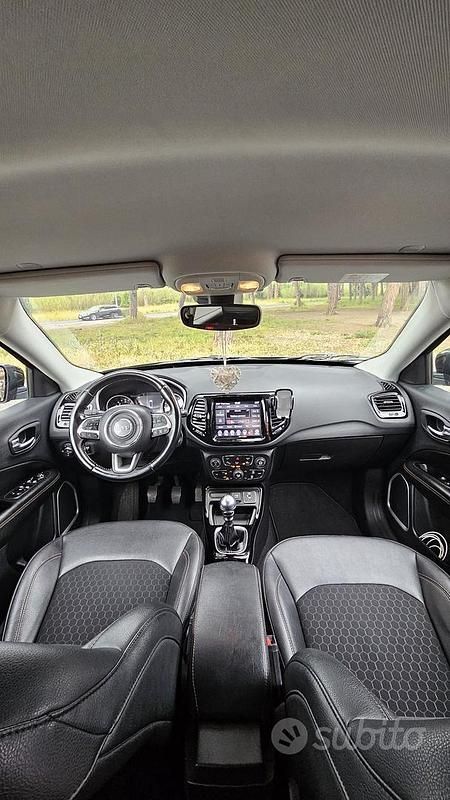 Usata Jeep Compass Limited 120 CV (88 kW) 2020 Nero SUV