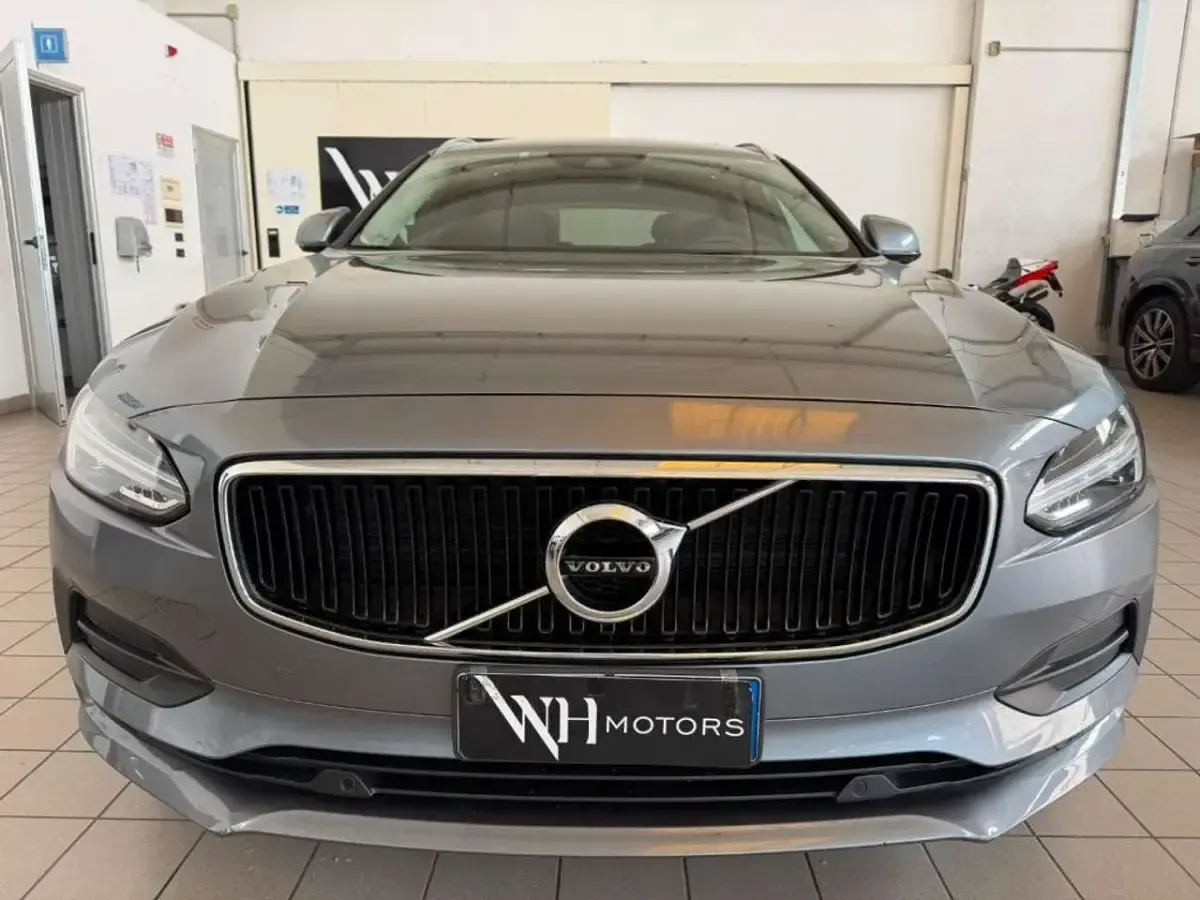 Usata Volvo V90 190 CV (139 kW) 2017 Grigio Station wagon