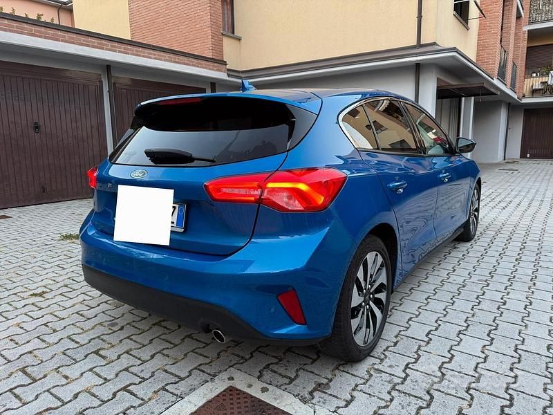 Usata Ford Focus Titanium 120 CV (88 kW) 2019 Blu Berlina