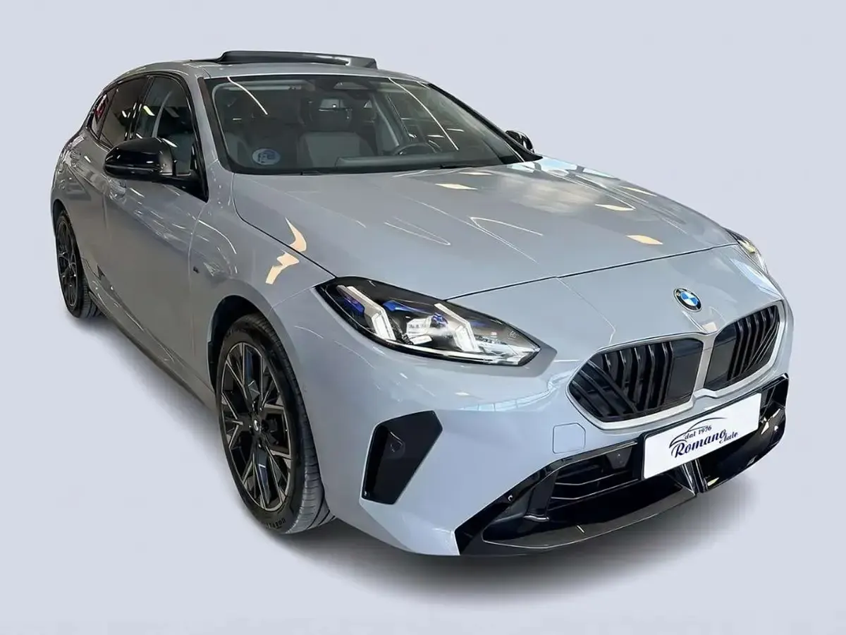 Usata BMW 120 M Sport 165 CV (121 kW) 2025 Grigio Utilitaria