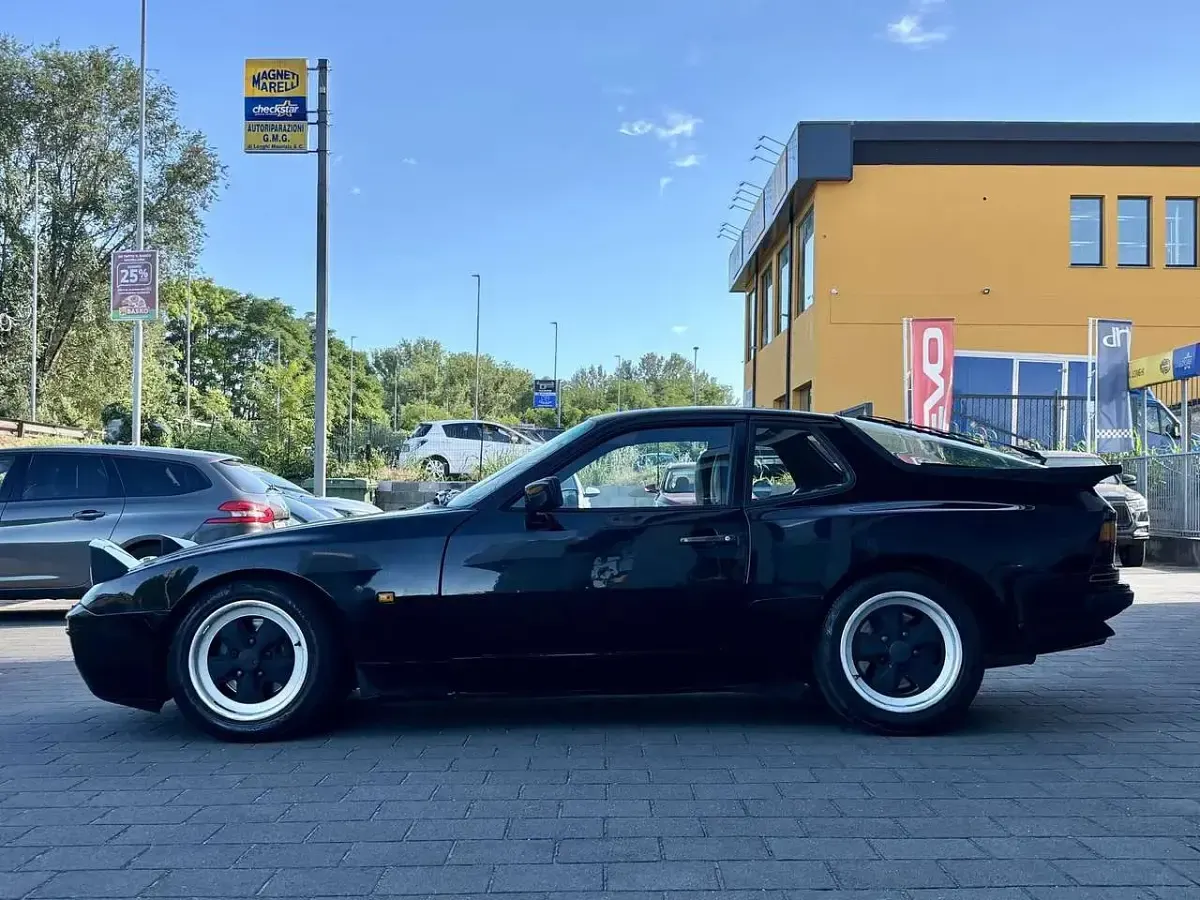 Usata Porsche 944 220 CV (161 kW) 1985 Nero Coupé