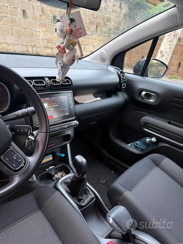 Usata Citroën C3 272 CV (200 kW) 2019 Nero SUV