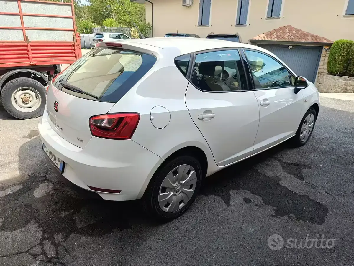 Usata Seat Ibiza 75 CV (55 kW) 2016 Berlina