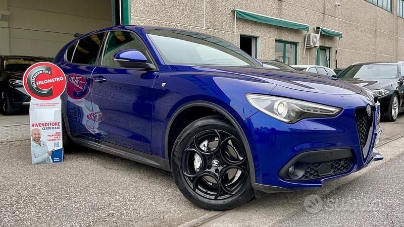 Usata Alfa Romeo Stelvio Ti 210 CV (154 kW) 2022 Blu SUV