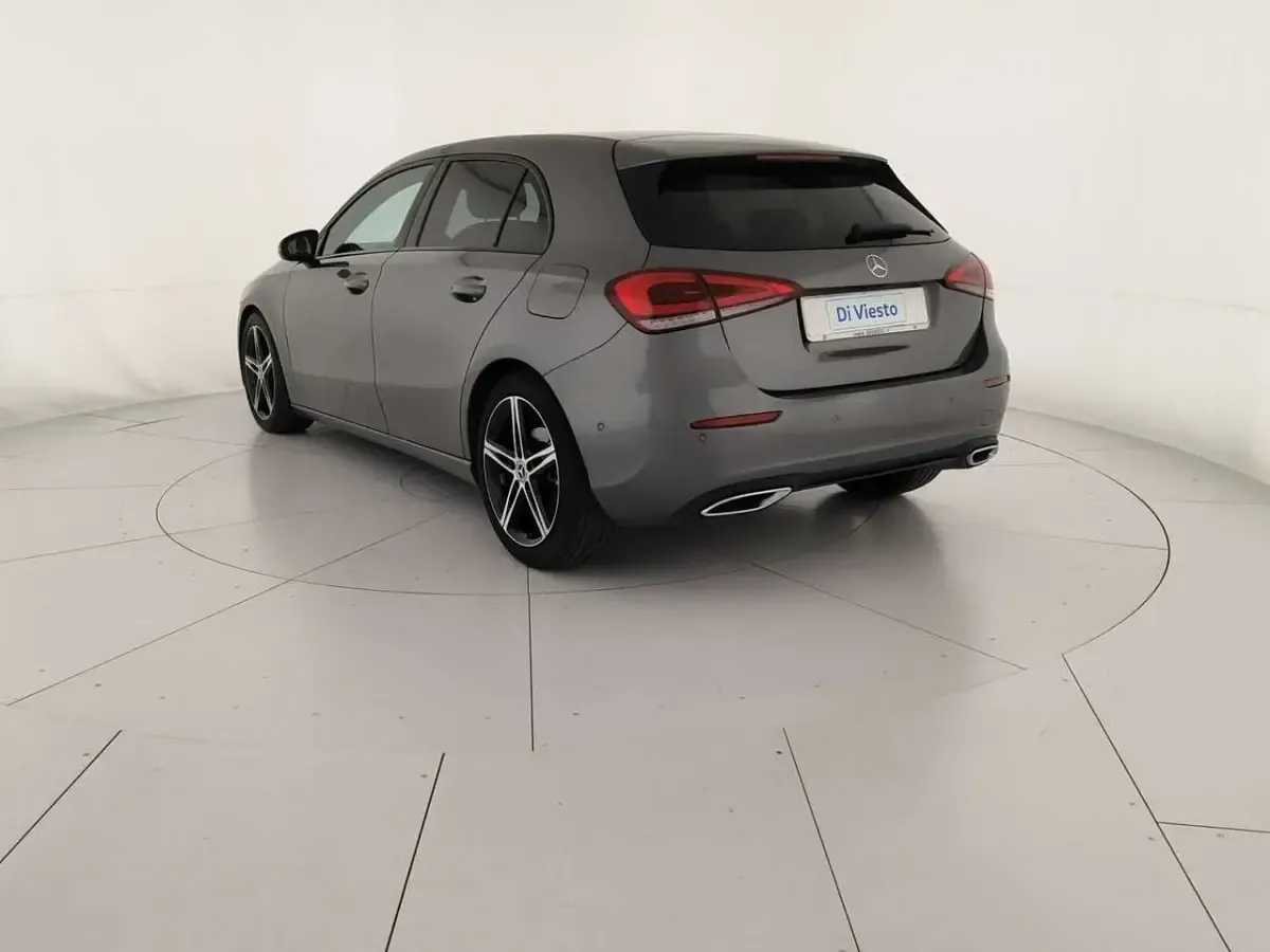 Usata Mercedes A180 136 CV (100 kW) 2019 Other Berlina