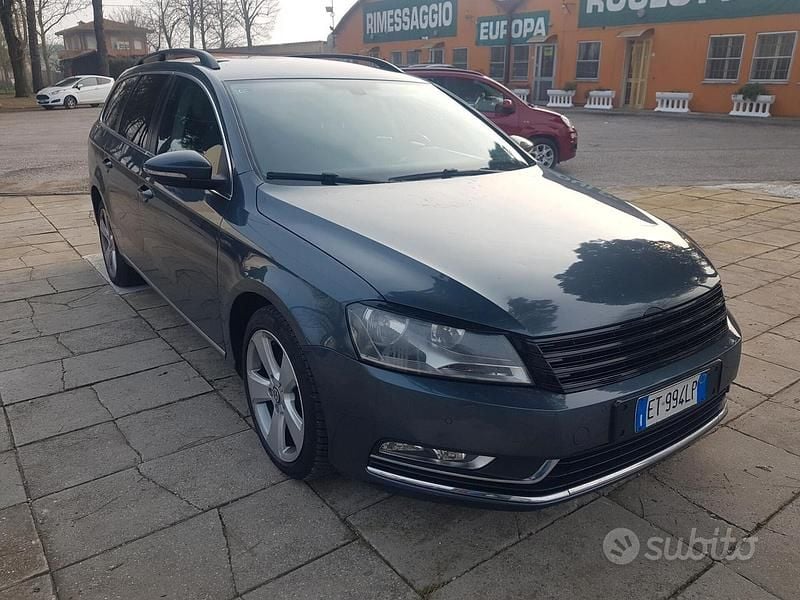 Usata VW Passat Comfortline 150 CV (110 kW) 2013 Grigio Station wagon