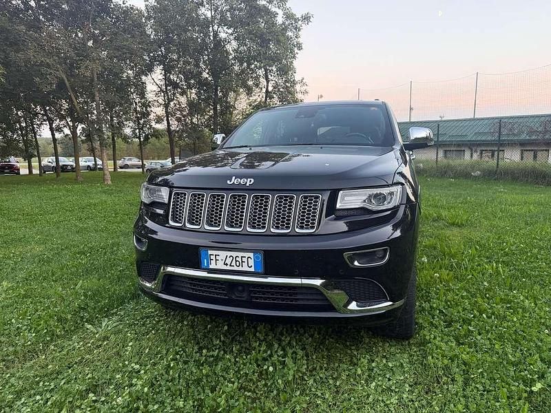 Usata Jeep Grand Cherokee Summit 250 CV (183 kW) 2016 Nero SUV