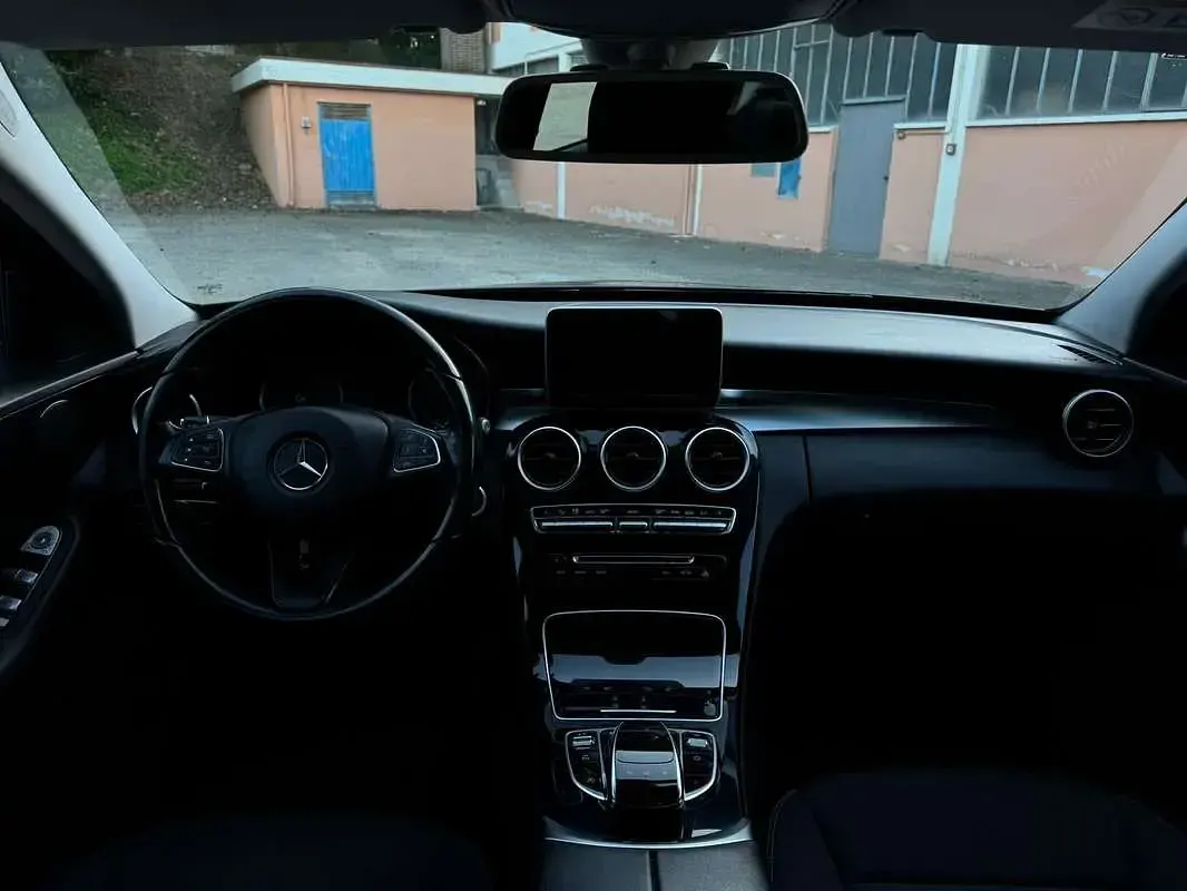 Usata Mercedes C250 204 CV (150 kW) 2016 Grigio Berlina