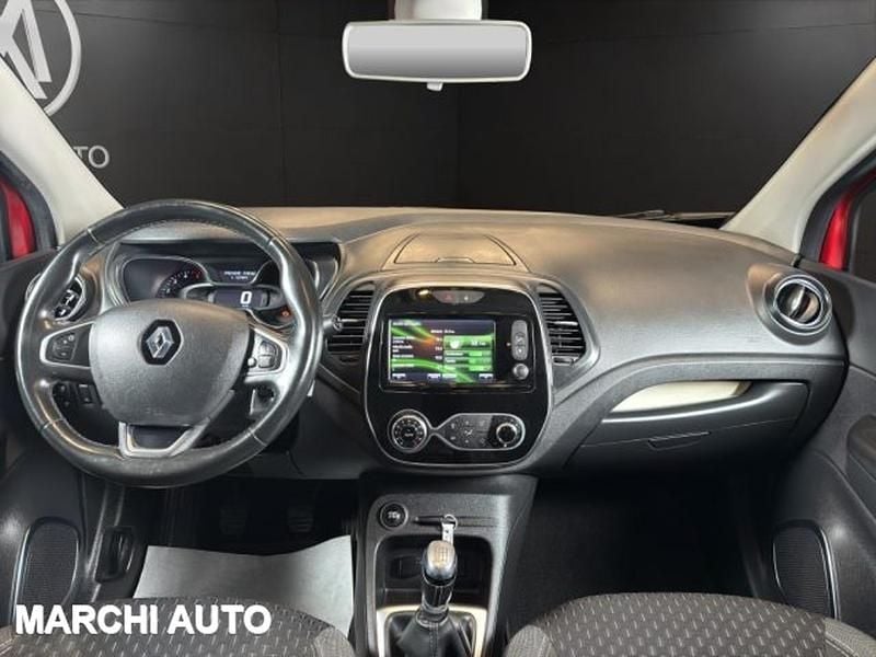 Usata Renault Captur Intens 110 CV (80 kW) 2018 Rosso SUV