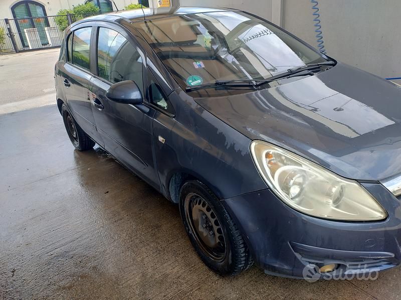 Usata Opel Corsa 90 CV (66 kW) 2007 Grigio Utilitaria