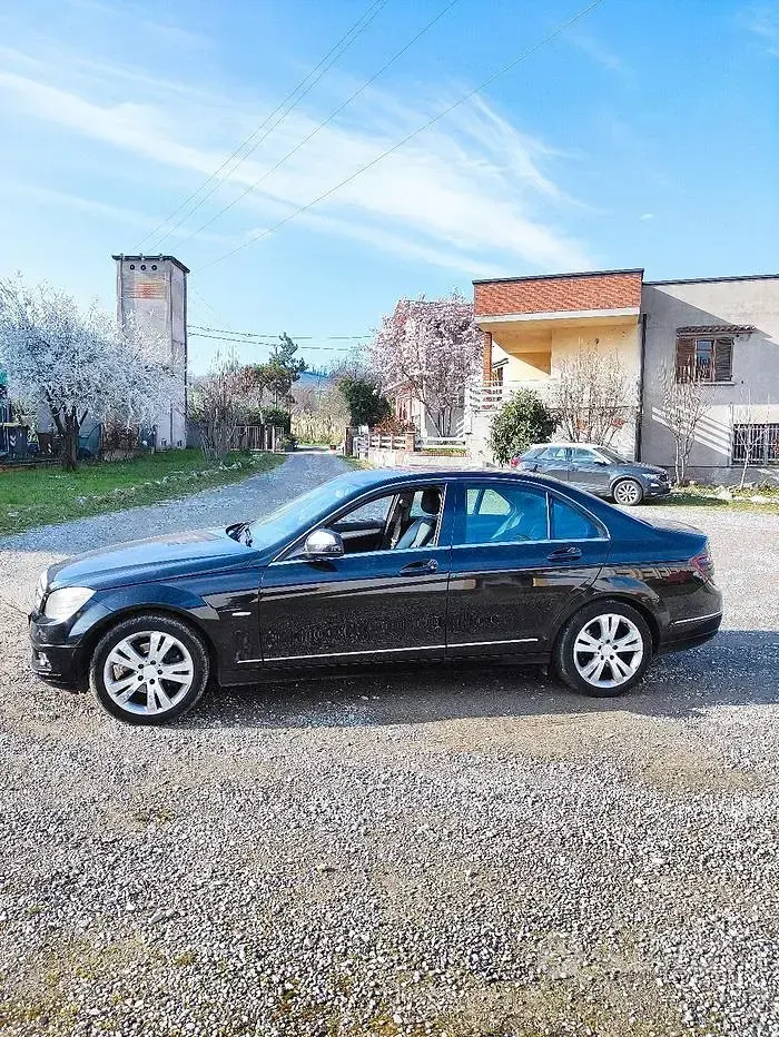 Usata Mercedes C220 170 CV (125 kW) 2008 Berlina