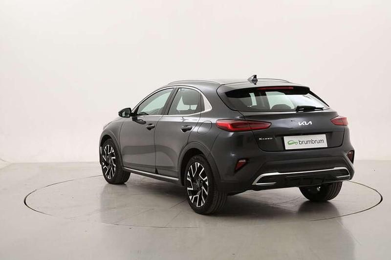 Usata Kia XCeed 160 CV (117 kW) 2022 Grigio SUV