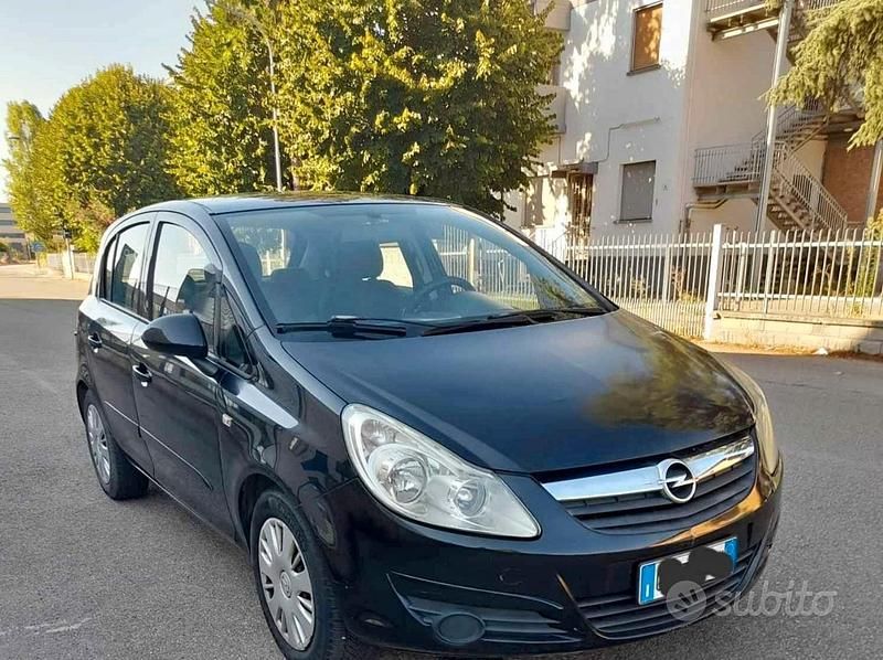 Usata Opel Corsa 2008 Nero Utilitaria