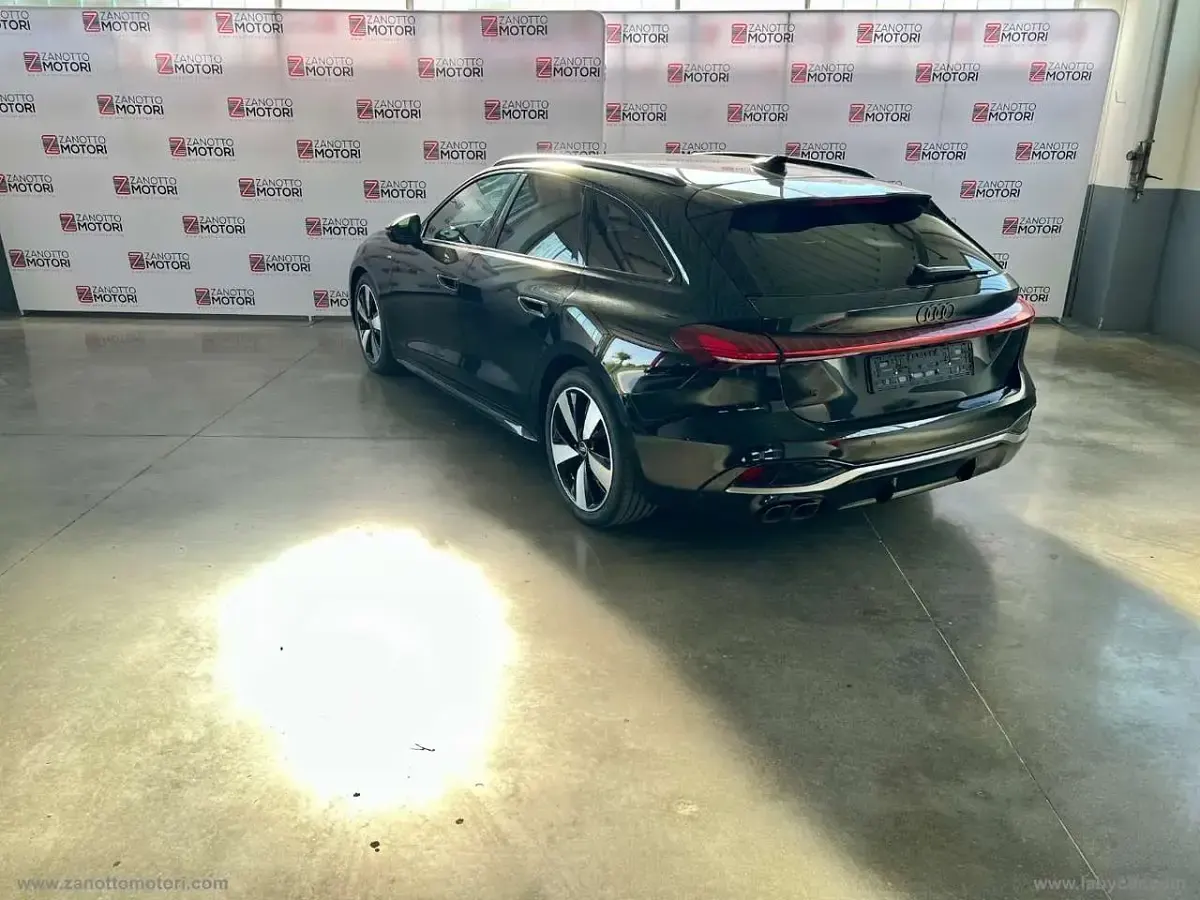 Usata Audi A5 S-Line 204 CV (150 kW) 2025 Nero Station wagon