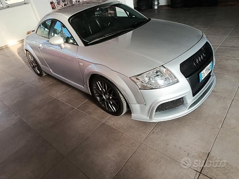 Usata Audi TT 179 CV (131 kW) 2000 Grigio Coupé