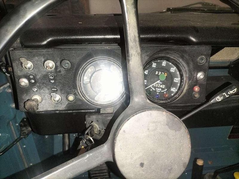 Usata Land Rover Defender 67 CV (49 kW) 1983 Blu/azzurro SUV