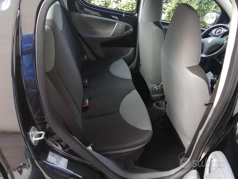 Usata Peugeot 107 68 CV (50 kW) 2009 Nero Utilitaria