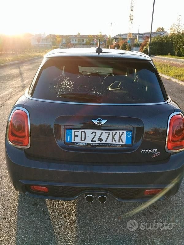 Usata Mini Cooper SD 170 CV (125 kW) 2016 Utilitaria