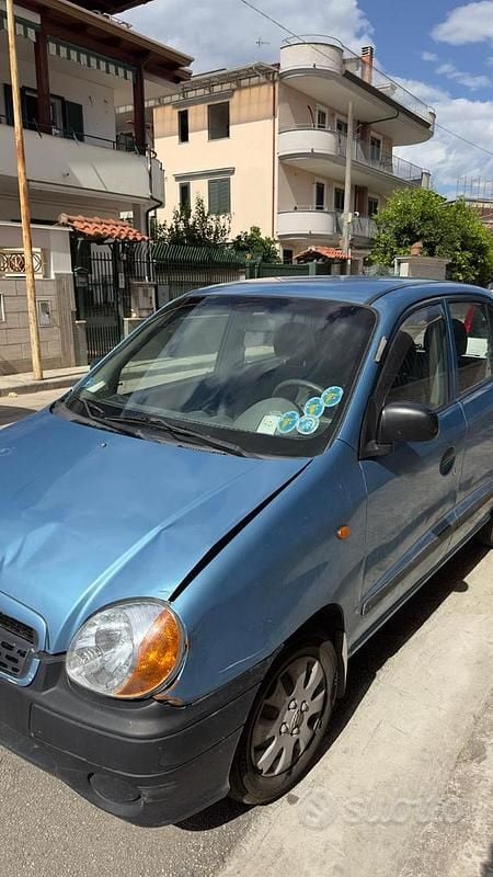 Blu Usata 2002 Hyundai Atos Prime Due volumi | 800 € (Super prezzo) - Immagine 1/4