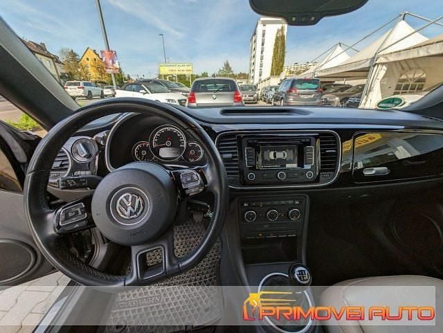 Usata VW Beetle Cabriolet 160 CV (117 kW) 2013 Nero Cabrio