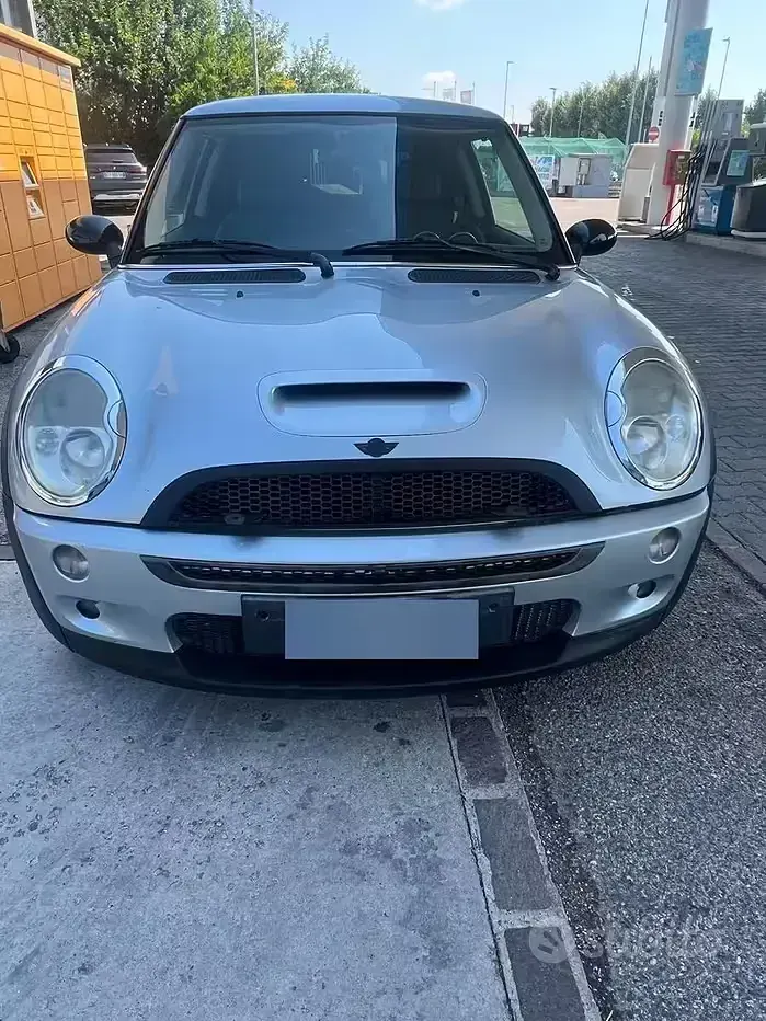 Usata Mini Cooper S 163 CV (119 kW) 2002 Grigio Utilitaria